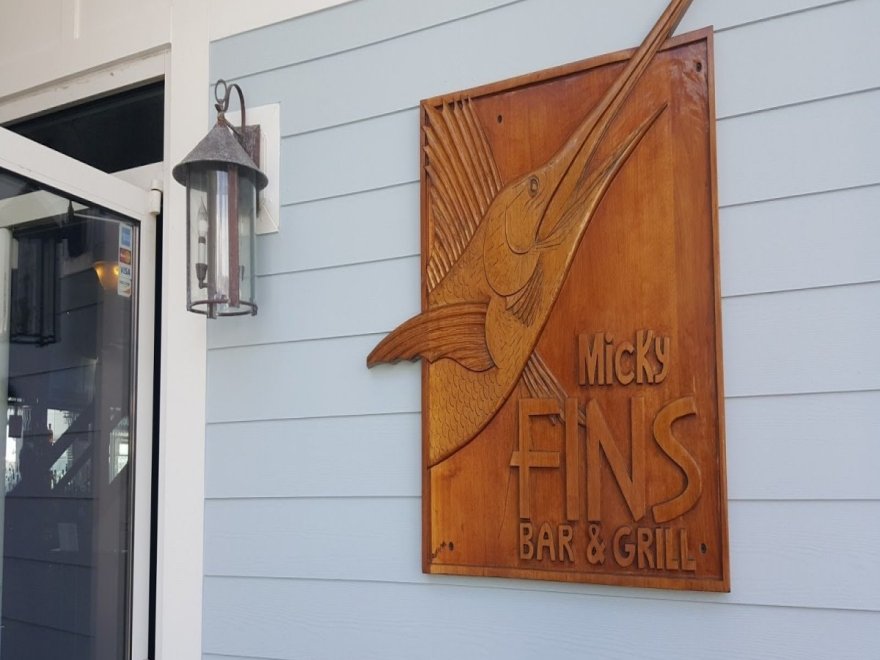 Micky Fins Bar & Grill