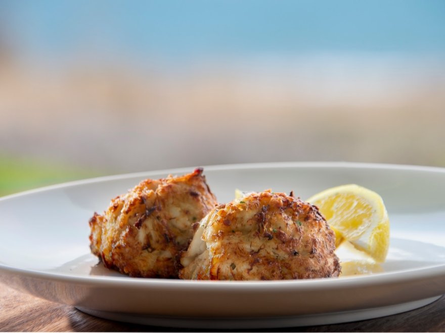 Schooner's Oceanfront Bar & Lounge