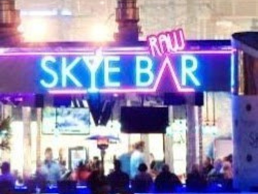 Skye Bar & Grille